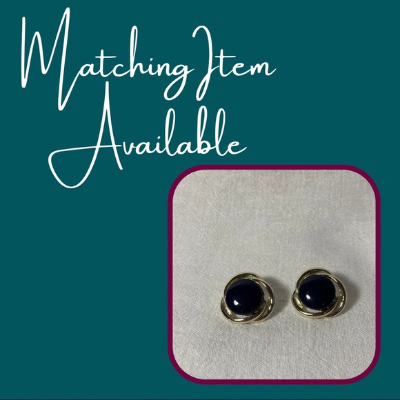 Classic Gold and Navy Hinged Bangle Bracelet EUC - Picture 5 of 5